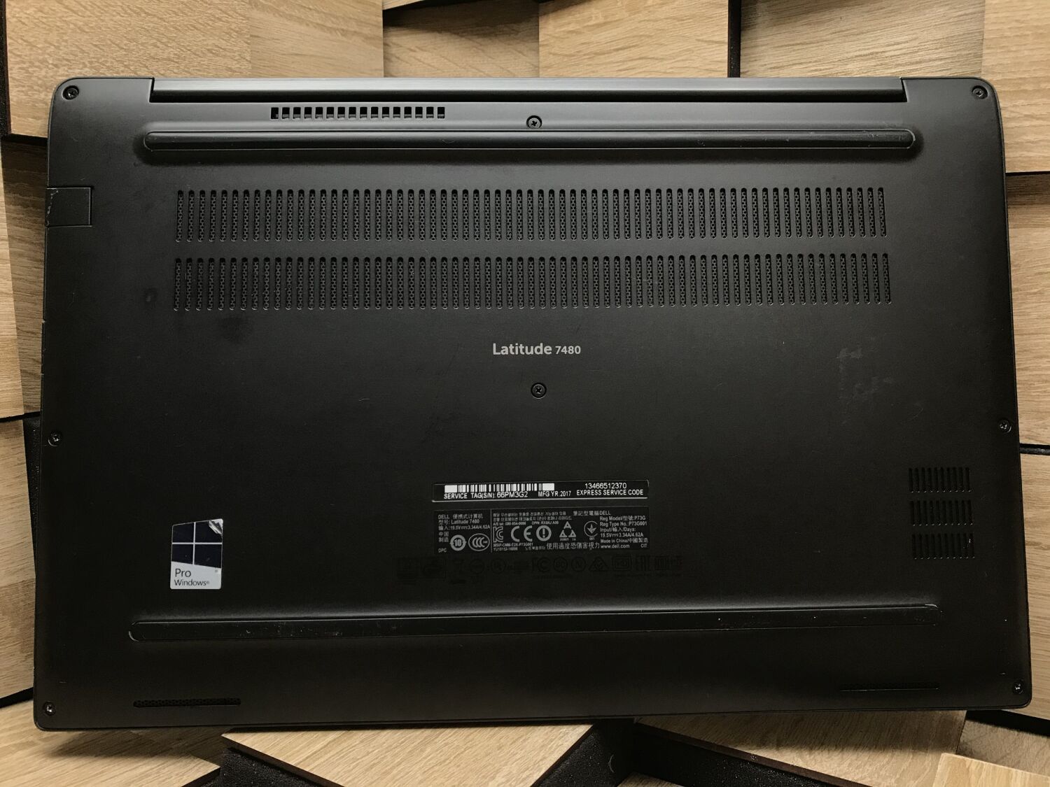 Ноутбук Б-клас Dell Latitude 7480 / 14" (1920x1080) IPS / Intel Core i7-7600U (2 (4) ядра по 2.8 - 3.9 GHz) / 8 GB DDR4 / 240 GB SSD M.2 / Intel HD Graphics 620 / WebCam - Зображення 10