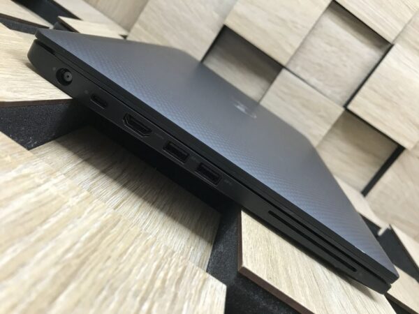 Ноутбук Б-клас Dell Latitude 7480 / 14" (2560x1440) IPS Touch / Intel Core i5-7300U (2 (4) ядра по 2.6 - 3.5 GHz) / 8 GB DDR4 / 256 GB SSD / Intel HD Graphics 620 / WebCam - Зображення 5