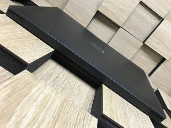 Ноутбук Б-клас Dell Latitude 7490 / 14" (1920x1080) IPS / Intel Core i5-8350U (4 (8) ядра по 1.7 - 3.6 GHz) / 8 GB DDR4 / 256 GB SSD M.2 / Intel UHD Graphics 620 / WebCam - Зображення 9