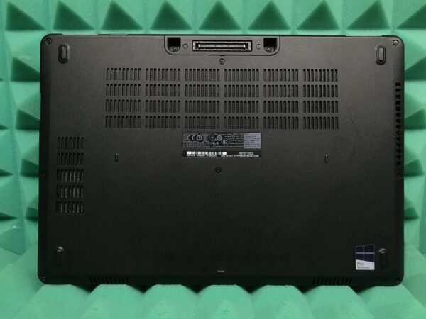 Ноутбук Б-клас Dell Latitude E5470 / 14" (1920x1080) IPS / Intel Core i5-6300HQ (4 ядра по 2.3 - 3.2 GHz) / 8 GB DDR4 / 180 GB SSD / Intel HD Graphics 530 / WebCam / HDMI / Windows 10 ліцензія - Зображення 6