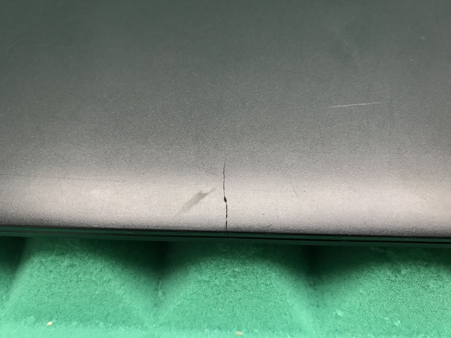 Ноутбук Б-клас Dell Latitude E5570 / 15.6" (1366x768) TN / Intel Core i3-6100U (2 (4) ядра по 2.3 GHz) / 8 GB DDR4 / 256 GB SSD / Intel HD Graphics 520 / WebCam / HDMI / Windows 10 ліцензія - Зображення 11