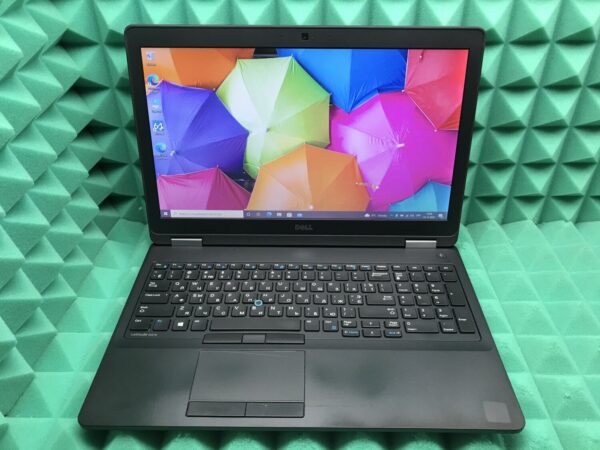 Ноутбук Б-клас Dell Latitude E5570 / 15.6" (1366x768) TN / Intel Core i5-6200U (2 (4) ядра по 2.3 - 2.8 GHz) / 8 GB DDR4 / 256 GB SSD / Intel HD Graphics 520 / WebCam / HDMI / Windows 10 ліцензія - Зображення 2