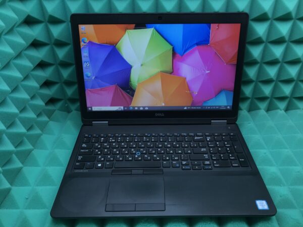 Ноутбук Б-клас Dell Latitude E5570 / 15.6" (1366x768) TN / Intel Core i5-6300U (2 (4) ядра по 2.4 - 3.0 GHz) / 8 GB DDR4 / 256 GB SSD / Intel HD Graphics 520 / WebCam / HDMI / Windows 10 ліцензія - Зображення 2