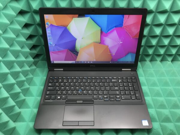 Ноутбук Б-клас Dell Latitude E5570 / 15.6" (1366x768) TN / Intel Core i5-6440HQ (4 ядра по 2.6 - 3.5 GHz) / 8 GB DDR4 / 256 GB SSD / Intel HD Graphics 530 / WebCam / HDMI / Windows 10 ліцензія - Зображення 2