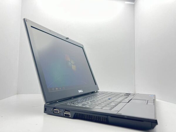 Ноутбук Б-клас Dell Latitude E6410 / 14" (1440x900) TN / Intel Core i5-520M (2 (4) ядра по 2.4 - 2.93 GHz) / 4 GB DDR3 / 250 GB HDD / Intel HD Graphics / WebCam - Зображення 3