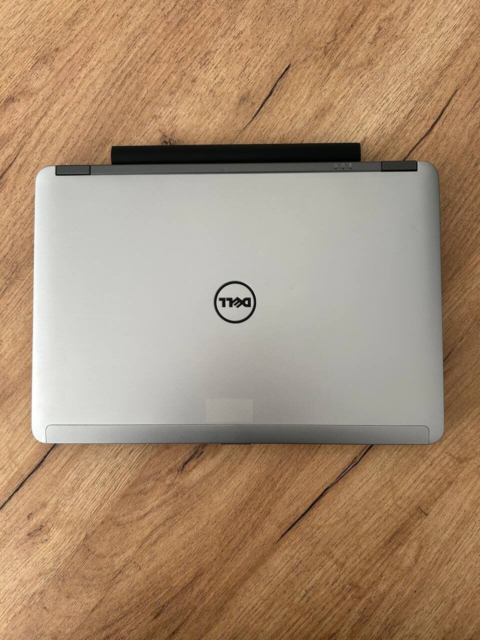 Ноутбук Б-клас Dell Latitude E6440 / 14" (1366x768) TN / Intel Core i5-4300M (2 (4) ядра по 2.6 - 3.3 GHz) / 8 GB DDR3 / 240 GB SSD / Intel HD Graphic 4600 / VGA - Зображення 7
