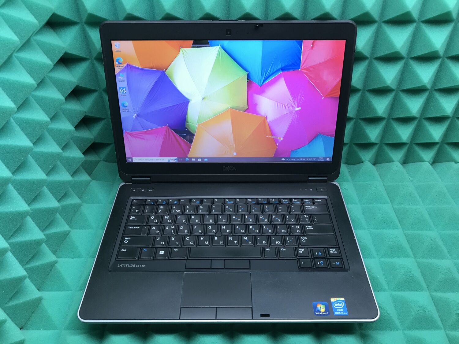 Ноутбук Б-клас Dell Latitude E6440 / 14" (1600x900) TN / Intel Core i5-4300M (2 (4) ядра по 2.6 - 3.3 GHz) / 8 GB DDR3 / 128 GB SSD / Intel HD Graphics 4600 / WebCam / DVD-RW / HDMI / Windows 10 ліцензія - Зображення 2