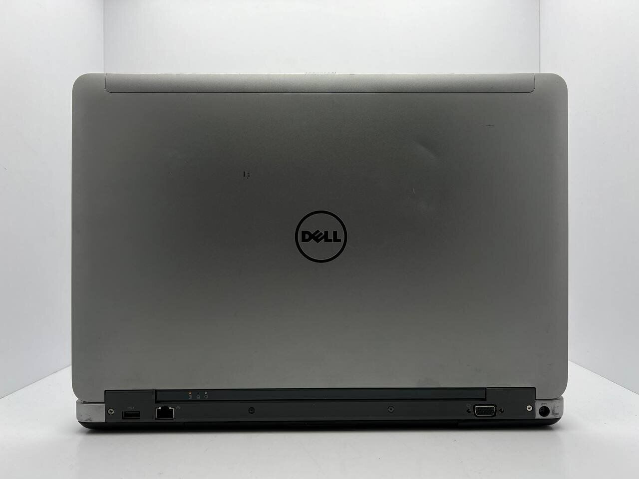 Ноутбук Б-клас Dell Latitude E6540 / 15.6" (1366x768) TN / Intel Core i5-4310M (2 (4) ядра по 2.7 - 3.4 GHz) / 4 GB DDR3 / 240 GB SSD / AMD Radeon HD 8790M, 2GB DDR5, 128-bit / WebCam - Зображення 5
