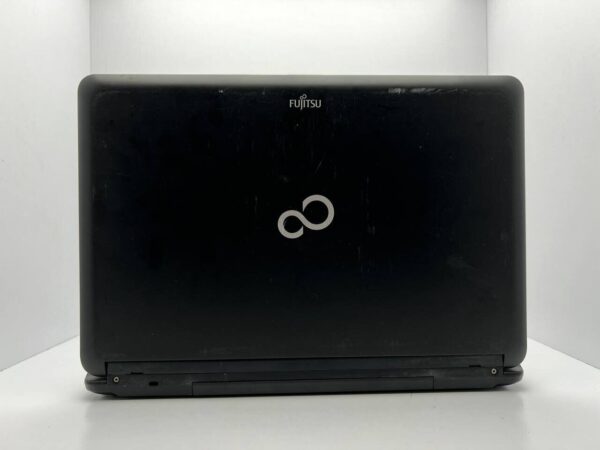 Ноутбук Б-клас Fujitsu LifeBook A530 / 15.6" (1366x768) TN / Intel Core i5-450M (2 (4) ядра по 2.4 - 2.66 GHz) / 4 GB DDR3 / 240 GB SSD / Intel HD Graphics / WebCam - Зображення 5