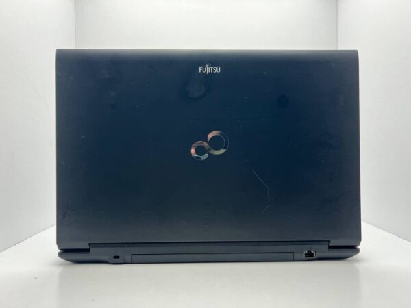 Ноутбук Б-клас Fujitsu Lifebook A532 / 15.6'' (1366x768) TN / Intel Core i5-3210M (2 (4) ядра по 2.5 - 3.1 GHz) / 4 GB DDR3 / 500 GB HDD / Intel HD Graphics 4000 / WebCam - Зображення 5