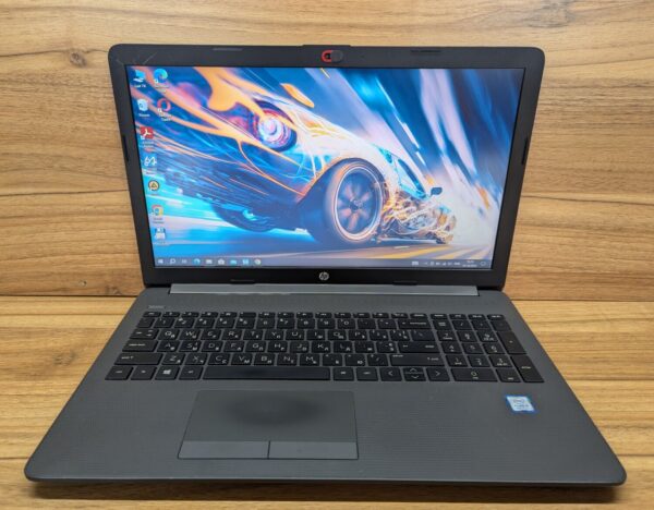 Ноутбук Б-класс HP 250 G7 / 15.6" (1366x768) TN / Intel Core i5-8265U (4 (8) ядра по 1.6 - 3.9 GHz) / 8 GB DDR4 / 256 GB SSD / Intel HD Graphics 620 / WebCam / Windows 10 - Зображення 2