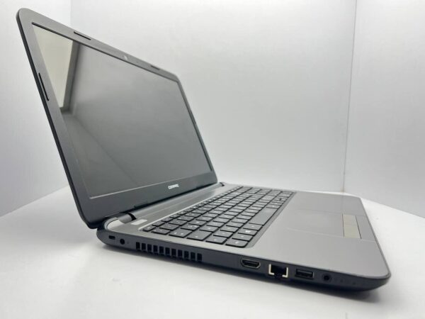 Ноутбук Б-клас HP Compaq 15-s000sg / 15.6" (1366x768) TN / Intel Celeron N2815 (2 ядра по 1.86 - 2.13 GHz) / 4 GB DDR3 / 750 GB HDD / Intel HD Graphics - Зображення 4