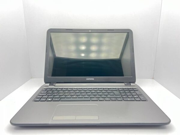 Ноутбук Б-клас HP Compaq 15-s000sg / 15.6" (1366x768) TN / Intel Celeron N2815 (2 ядра по 1.86 - 2.13 GHz) / 4 GB DDR3 / 750 GB HDD / Intel HD Graphics - Зображення 2