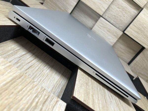 Ноутбук Б-клас HP EliteBook 640 G10 / 14" (1920x1080) IPS / Intel Core i5-1345U (10 (12) ядер по 1.2 - 4.7 GHz) / 16 GB DDR4 / 256 GB SSD M.2 / Intel Iris Xe Graphics / WebCam / USB4 / HDMI - Зображення 5