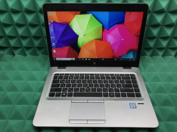 Ноутбук Б-клас HP EliteBook 840 G3 / 14" (1920x1080) IPS / Intel Core i5-6300U (2 (4) ядра по 2.4 - 3.0 GHz) / 8 GB DDR4 / 256 GB SSD / Intel HD Graphics 520 / WebCam / Fingerprint / DisplayPort - Зображення 2