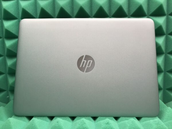Ноутбук Б-клас HP EliteBook 840 G3 / 14" (1920x1080) TN / Intel Core i5-6300U (2 (4) ядра по 2.4 - 3.0 GHz) / 8 GB DDR4 / 128 GB SSD M.2 / Intel HD Graphics 520 / WebCam / DisplayPort - Зображення 5