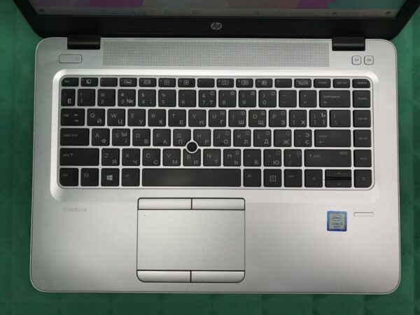 Ноутбук Б-клас HP EliteBook 840 G3 / 14" (1920x1080) TN / Intel Core i5-6300U (2 (4) ядра по 2.4 - 3.0 GHz) / 8 GB DDR4 / 128 GB SSD M.2 / Intel HD Graphics 520 / WebCam / DisplayPort - Зображення 4