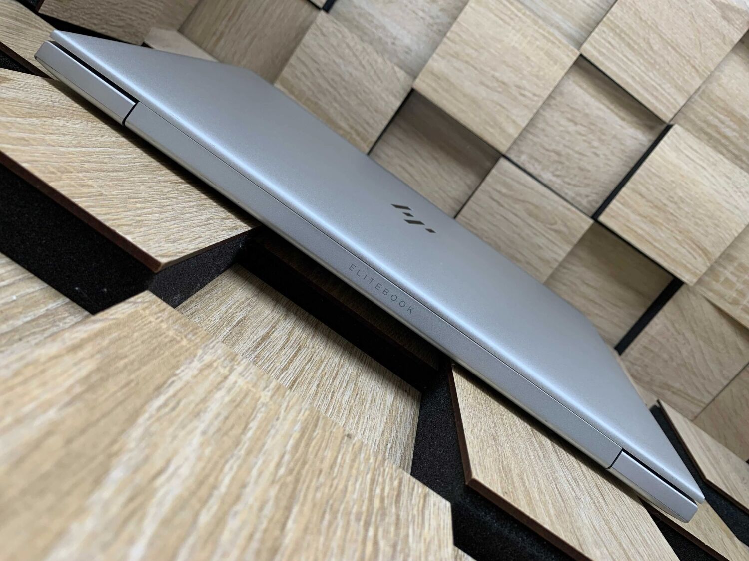 Ноутбук Б-клас HP EliteBook 840 G6 / 14" (1920x1080) IPS / Intel Core i5-8265U (4 (8) ядра по 1.6 - 3.9 GHz) / 8 GB DDR4 / 250 GB SSD M.2 / Intel UHD Graphics 620 / WebCam / HDMI - Зображення 7