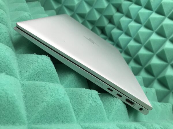Ультрабук Б-клас HP EliteBook 840 G7 / 14" (1920x1080) IPS / Intel Core i5-10310U (4 (8) ядра по 1.7 - 4.4 GHz) / 16 GB DDR4 / 512 GB SSD M.2 / Intel UHD Graphics / WebCam / USB 3.1 / HDMI - Зображення 8
