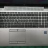 Ноутбук Б-клас HP EliteBook 850 G3 / 15.6" (1366x768) TN / Intel Core i5-6200U (2 (4) ядра по 2.3 - 2.8 GHz) / 8 GB DDR4 / 192 GB SSD / Intel HD Graphics 520 / WebCam / DisplayPort - Зображення 4