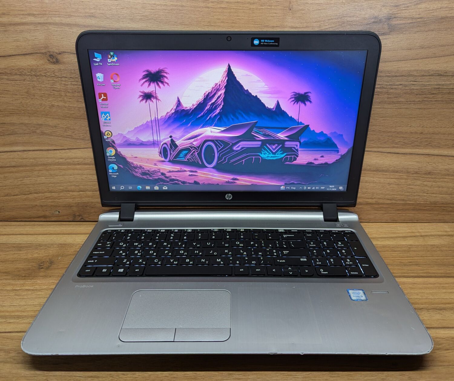 Ноутбук Б-клас HP ProBook 450 G3 / 15.6" (1366x768) TN / Intel Core i5-6200U (2 (4) ядра по 2.3 - 2.8 GHz) / 8 GB DDR3 / 256 GB SSD / AMD Radeon R7 M340, 2 GB DDR3, 64-bit / WebCam / Fingerprint / Windows 10 - Зображення 2