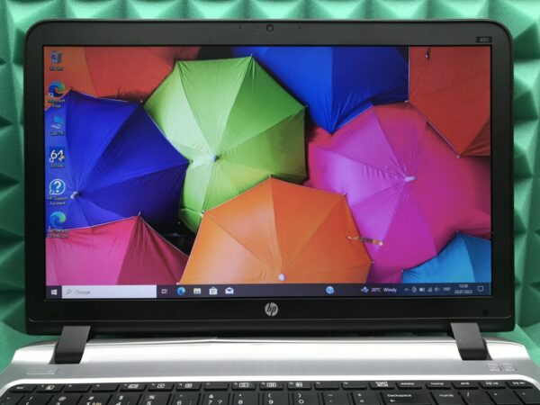 Ноутбук Б-клас HP ProBook 450 G3 / 15.6" (1920x1080) TN / Intel Core i5-6200U (2 (4) ядра по 2.3 - 2.8 GHz) / 8 GB DDR4 / 240 GB SSD / Intel HD Graphics 520 / WebCam / DVD-RW / HDMI - Зображення 3