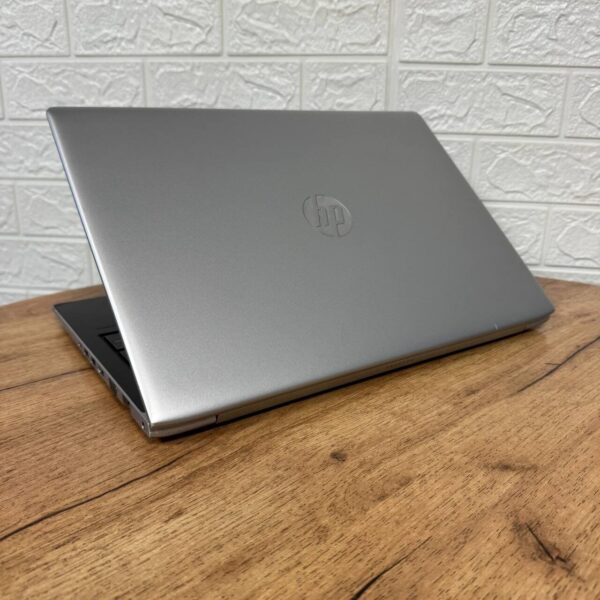 Ноутбук Б-клас HP ProBook 450 G5 / 15.6" (1366x768) TN Touch / Intel Core i5-8250U (4 (8) ядра по 1.6 - 3.4 GHz) / 8 GB DDR4 / 128 GB SSD + 500 GB HDD / Intel UHD Graphics 620 / WebCam - Зображення 6