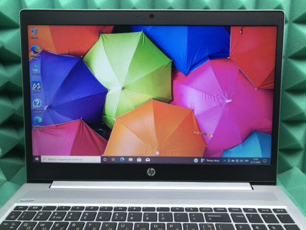 Ноутбук Б-клас HP ProBook 450 G6 / 15.6" (1366x768) TN / Intel Core i3-8145U (2 (4) ядра по 2.1 - 3.9 GHz) / 8 GB DDR4 / 250 GB SSD / Intel UHD Graphics 620 / WebCam / USB 3.1 / HDMI - Зображення 4