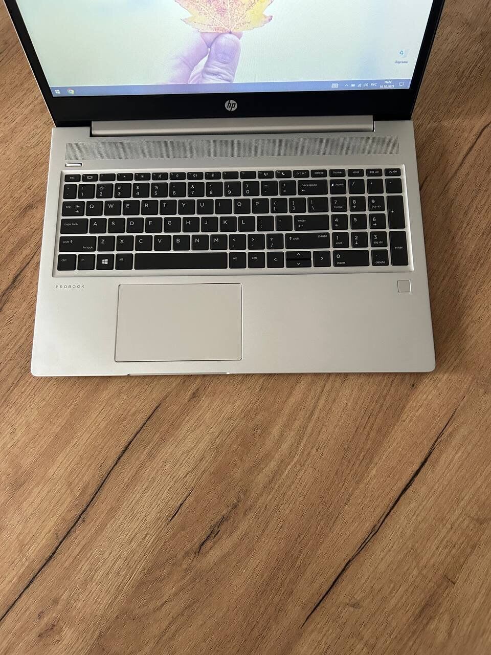 Ноутбук Б-клас HP ProBook 455R G6 / 15.6" (1366x768) TN / AMD Ryzen 3 3200U (2 (4) ядра по 2.6 - 3.5 GHz) / 8 GB DDR4 / 256 GB SSD / AMD Radeon Vega 3 Graphics / WebCam / HDMI - Зображення 3