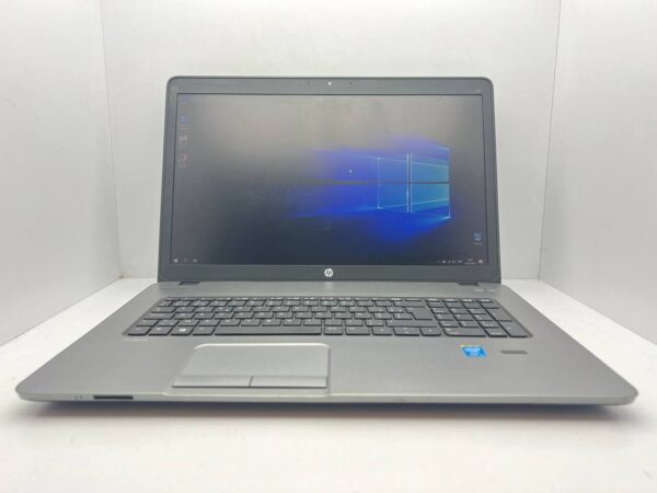 Ноутбук Б-клас HP Probook 470 G1 / 17.3" (1600x900) TN / Intel Core i5-4200M (2 (4) ядра по 2.5 - 3.1 GHz) / 8 GB DDR3 / 128 GB SSD + 500 GB HDD / AMD Radeon HD 8700M, 1 GB DDR3, 128-bit / WebCam - Зображення 2