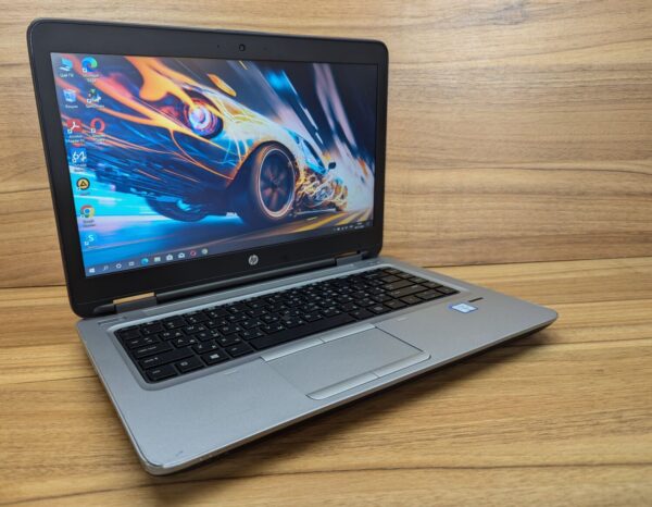 Ноутбук Б-клас HP ProBook 640 G2 / 14" (1366x768) TN / Intel Core i5-6300U (2 (4) ядра по 2.4 - 3.0 GHz) / 8 GB DDR4 / 256 GB SSD / Intel HD Graphics 520 / WebCam / Fingerprint / Windows 10 - Зображення 5