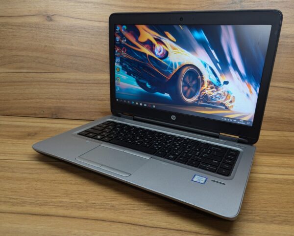 Ноутбук Б-клас HP ProBook 640 G2 / 14" (1366x768) TN / Intel Core i5-6300U (2 (4) ядра по 2.4 - 3.0 GHz) / 8 GB DDR4 / 256 GB SSD / Intel HD Graphics 520 / WebCam / Fingerprint / Windows 10 - Зображення 6