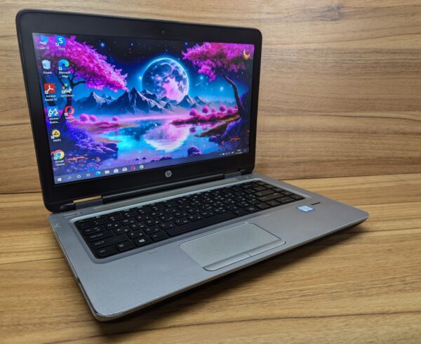 Ноутбук Б-клас HP ProBook 640 G2 / 14" (1920x1080) IPS / Intel Core i7-6600U (2 (4) ядра по 2.6 - 3.4 GHz) / 8 GB DDR4 / 240 GB SSD / Intel HD Graphics 520 / WebCam / TouchID / Windows 10 - Зображення 4