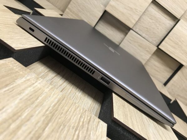 Ноутбук Б-клас HP Zbook 840 14u G5 / 14" (1920x1080) IPS / Intel Core i5-7200U (2 (4) ядра по 2.5 - 3.1 GHz) / 16 GB DDR4 / 256 GB SSD M.2 / AMD Radeon Pro WX 3100, 2 GB GDDR5, 64-bit / HDMI - Зображення 7