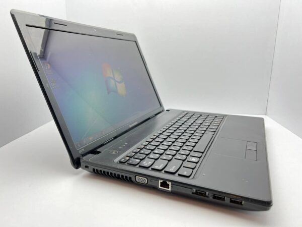 Ноутбук Б-клас Lenovo G575 / 15.6" (1366x768) TN / AMD E-300 (2 ядра по 1.3 GHz) / 4 GB DDR3 / 250 GB HDD / AMD Radeon HD 7370M, 1 GB DDR2, 64-bit / WebCam - Зображення 3
