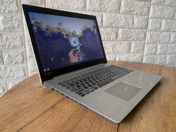 Ноутбук Б-клас Lenovo IdeaPad 310-15IKB / 15.6" (1366x768) TN / Intel Core i7-7500U (2 (4) ядра по 2.7 - 3.5 GHz) / 8 GB DDR4 / 256 GB SSD / Intel HD Graphics 620 / WebCam / HDMI - Зображення 4