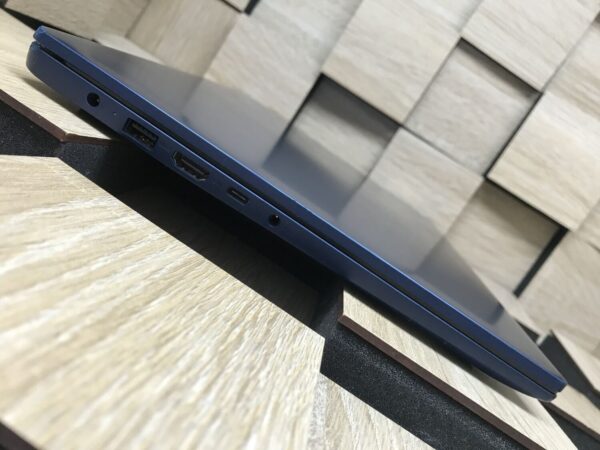 Ноутбук Б-клас Lenovo IdeaPad Slim 3 15IRU8 / 15.6" (1920x1080) IPS Touch / Intel Core i5-1335U (10 (12) ядра по 3.4 - 4.6 GHz) / 8 GB DDR4 / 256 GB SSD M.2 / Intel Iris Xe Graphics / WebCam - Зображення 5