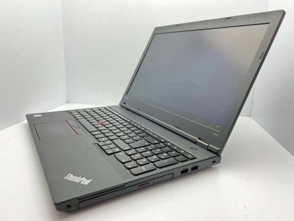 Ноутбук Б-клас Lenovo ThinkPad L560 / 15.6" (1366x768) TN / Intel Core i5-6300U (2 (4) ядра по 2.4 - 3.0 GHz) / 4 GB DDR3 / 128 GB SSD / Intel HD Graphics 520 / WebCam - Зображення 4