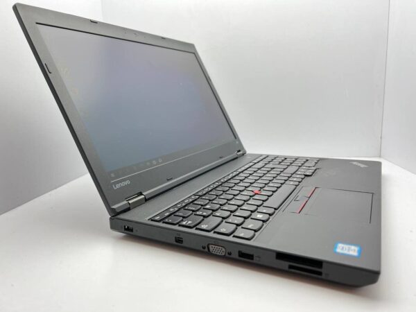 Ноутбук Б-клас Lenovo ThinkPad L560 / 15.6" (1366x768) TN / Intel Core i5-6300U (2 (4) ядра по 2.4 - 3.0 GHz) / 4 GB DDR3 / 128 GB SSD / Intel HD Graphics 520 / WebCam - Зображення 3
