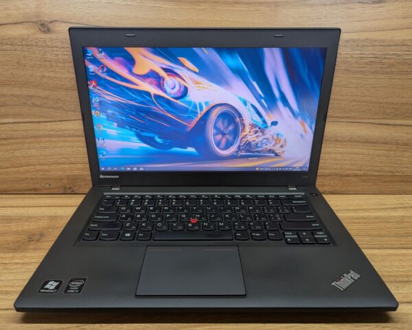 Ноутбук Б-клас Lenovo ThinkPad T440 / 14" (1600x900) TN / Intel Core i5-4300U (2 (4) ядра по 1.9 - 2.9 GHz) / 8 GB DDR3 / 240 GB SSD / Intel HD Graphics 4400 / WebCam / Windows 10 - Зображення 2