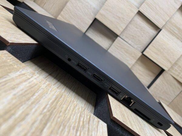 Ноутбук Б-клас Lenovo ThinkPad T470 / 14" (1920x1080) IPS / Intel Core i5-7200U (2 (4) ядра по 2.5 - 3.1 GHz) / 8 GB DDR4 / 256 GB SSD / Intel HD Graphics 620 / WebCam - Зображення 7