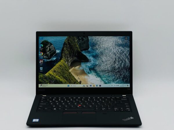 Ноутбук Б-клас Lenovo ThinkPad T490 / 14" (1920x1080) IPS / Intel Core i5-8365U (4 (8) ядра по 1.6 - 4.1 GHz) / 8 GB DDR4 / 120 GB SSD / Intel UHD Graphics / WebCam - Зображення 2