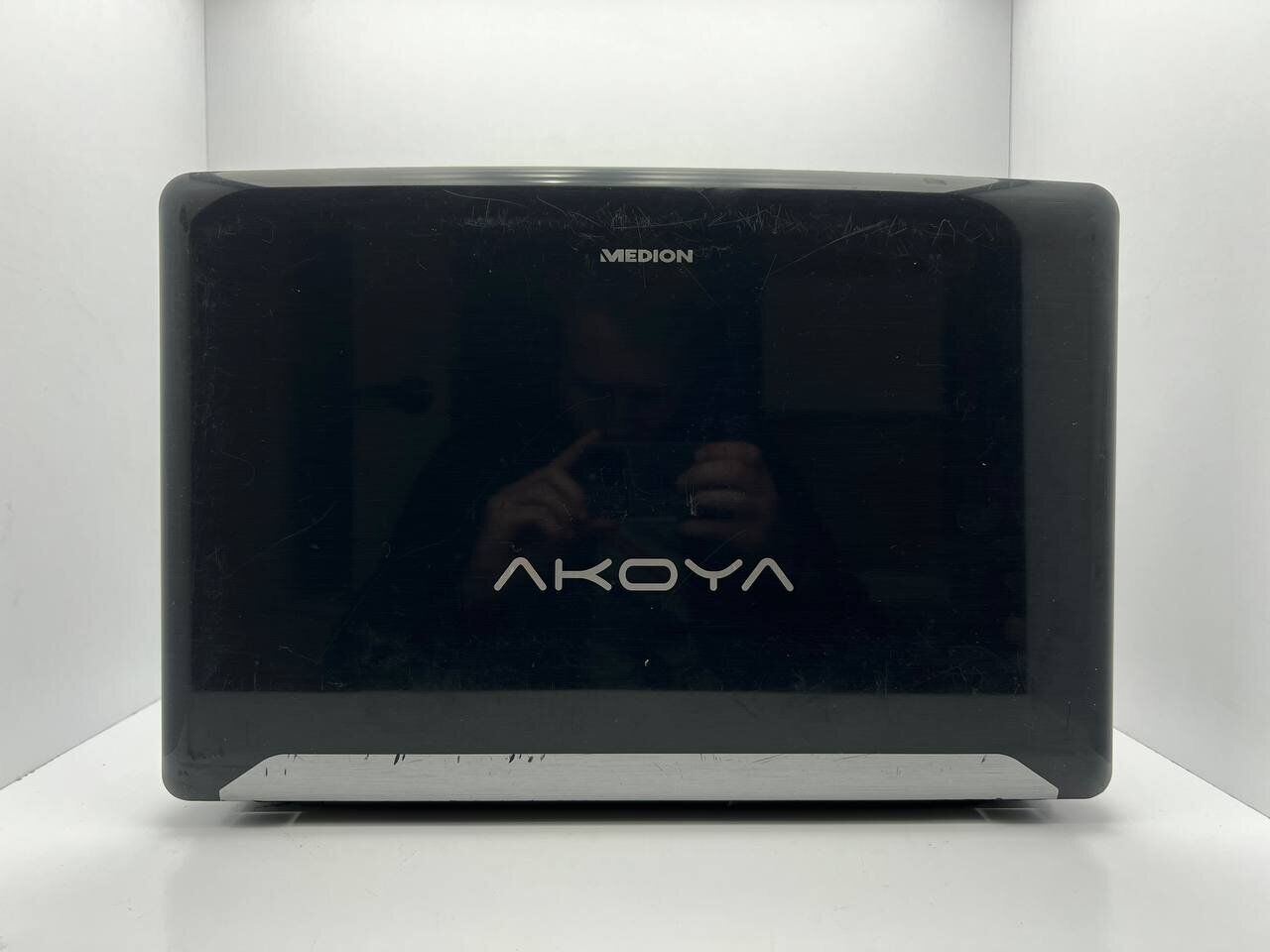 Ноутбук Б-клас Medion Akoya E7218 / 17.3" (1600x900) TN / Intel Core i3-2310M (2 (4) ядра по 2.1 GHz) / 4 GB DDR3 / 500 GB HDD / Intel HD Graphics 3000 / WebCam / USB 3.0 - Зображення 5