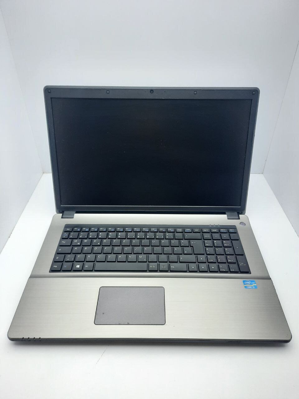 Ноутбук Б-клас Terra Mobile 1749 / 17.3" (1600x900) TN / Intel Core i5-4200M (2 (4) ядра по 2.5 - 3.1 GHz) / 4 GB DDR3 / 320 GB HDD / Intel HD Graphic 4600 / WebCam - Зображення 2