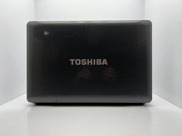 Ноутбук Б-клас Toshiba Satellite L550 / 17.3" (1600x900) TN / Intel Core 2 Duo T6500 (2 ядра по 2.1 GHz) / 4 GB DDR2 / 250 GB HDD / ATI Mobility Radeon HD 4530, 512 MB DDR3, 64-bit / WebCam - Зображення 5