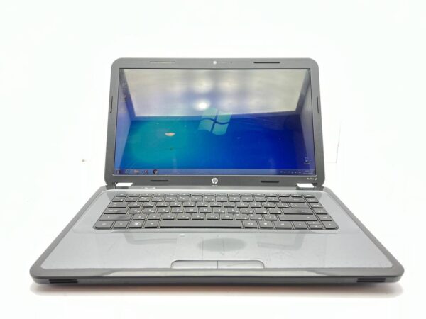 Ноутбук Б клас HP Pavilion G6 1232SR / 15.6" (1366x768) TN / AMD A6-3400M (4 ядра по 1.4 - 2.3 GHz) / 4 GB DDR3 / 320 GB HDD / AMD Radeon HD 6520G / WebCam - Зображення 2