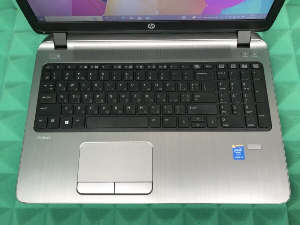 Ноутбук Б-клас HP ProBook 450 G2 / 15.6" (1366x768) TN / Intel Core i3-5005U (2 (4) ядра по 2.0 GHz) / 4 GB DDR3 / 128 GB SSD / Intel HD Graphics 5500 / WebCam / USB 3.0 / DVD-RW / HDMI - Зображення 4