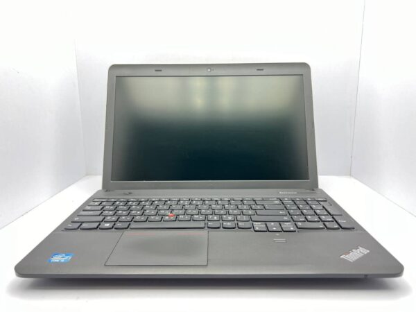 Ноутбук Б клас Lenovo ThinkPad Edge E531 / 15.6" (1366x768) TN / Intel Core i5-3230M (2 (4) ядра по 2.6 - 3.2 GHz) / 4 GB DDR3 / 240 GB SSD / Intel HD Graphics 4000 / WebCam / USB 3.0 / HDMI - Зображення 2