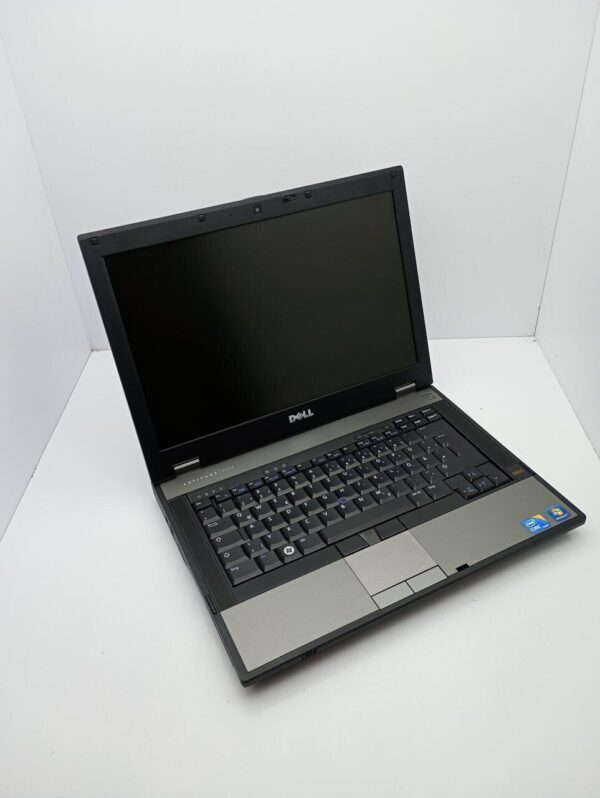 Ноутбук Dell E5410 / 14" (1280x800) TN / Intel Core i5-540M (2 (4) ядра по 2.53 - 3.07 GHz) / 4 GB DDR3 / 320 GB HDD / Intel HD Graphics / WebCam / Без АКБ - Зображення 3