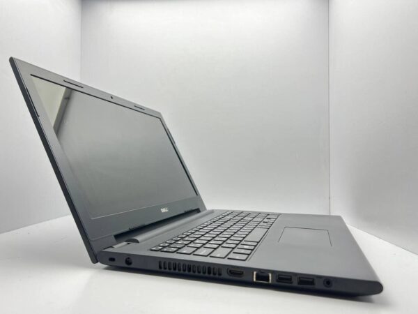 Ноутбук Dell Inspiron 15-3652 / 15.6" (1366x768) TN / Intel Celeron N3060 (2 ядра по 1.6 - 2.48 GHz) / 4 GB DDR3 / 500 GB HDD / Intel HD Graphics / WebCam / Батарея не тримає - Зображення 3